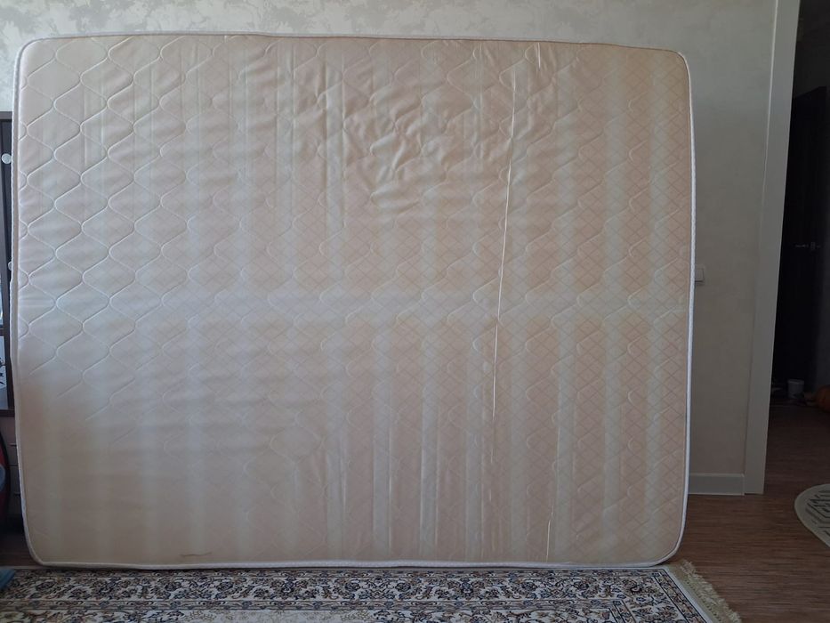 Продам матрас. Размер160/200