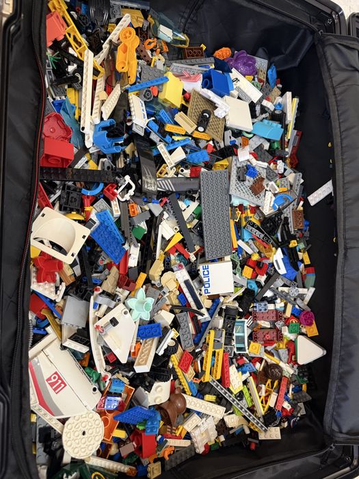 Продам Lego россыпью / Большой набор деталей Лего