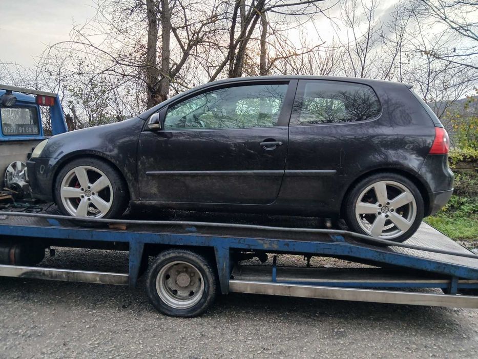 Фолксваген Голф 5, 1.6, 2004 г на части