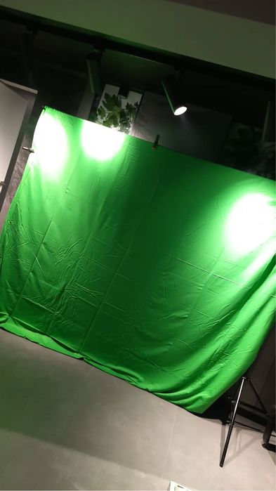 Logo +Vvideo Reclame social media tik tok