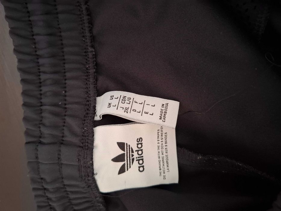 Оригинален екип на адидас чисто нов