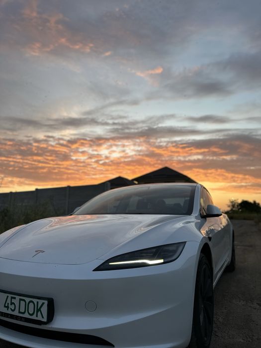 Tesla model 3 highland Proprietar Garantie