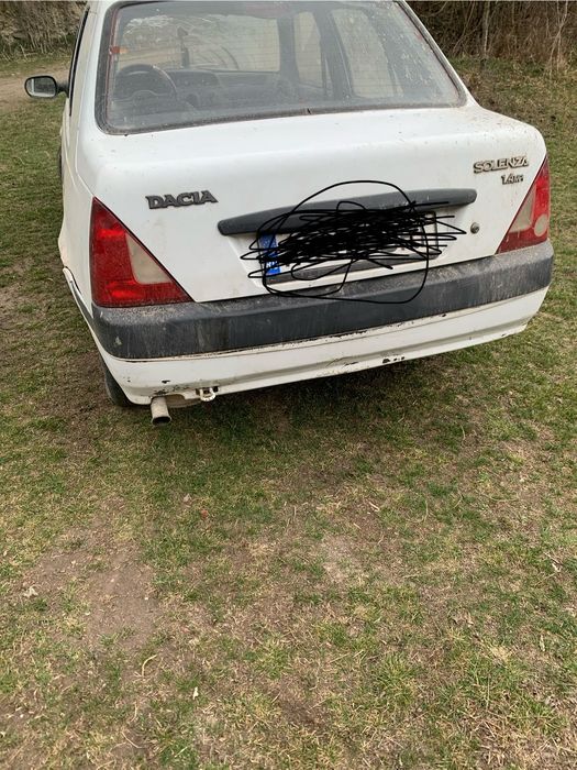 Vând sau schimb dacia solenza câmp