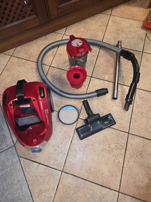 Прахосмукачка Rowenta compact power cyclonic