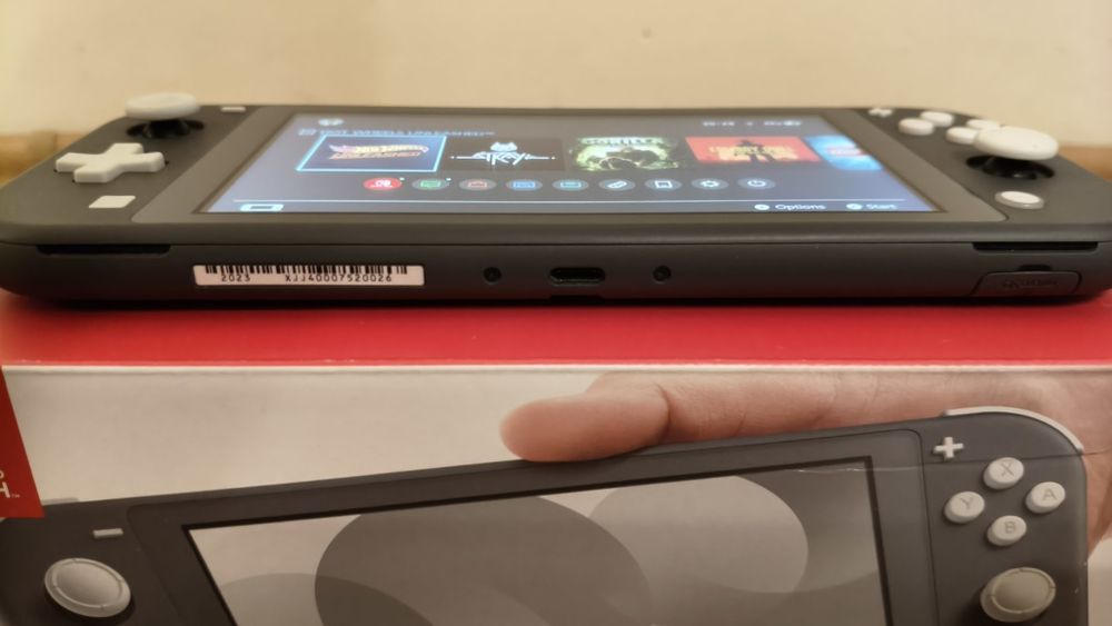 Consola Nintendo switch Lite gri