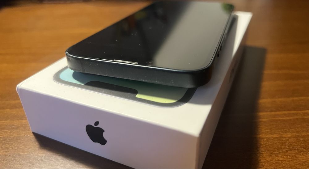 iphone 14 тъмносин/midnight blue 128 GB 100 % батерия пълен комплект