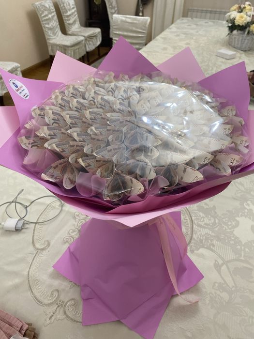 букет из 1000 тенге