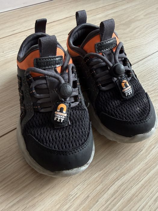 Детские кроссовки skechers 24