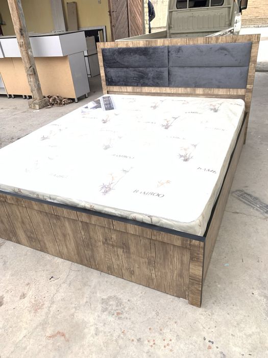 Двухспальный кровать