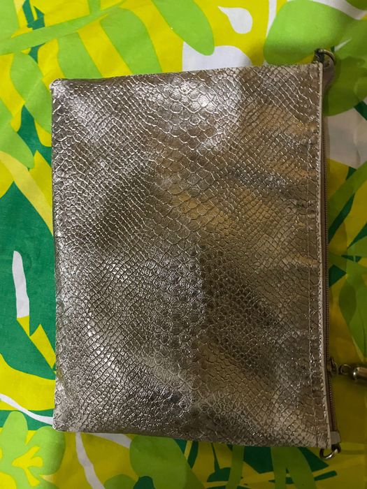 Продавам дамски чанти