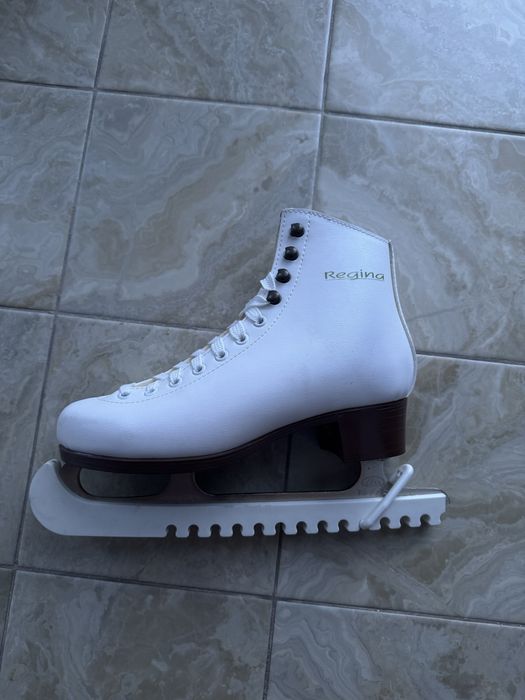 Коньки в отличном состоянии 38 размер