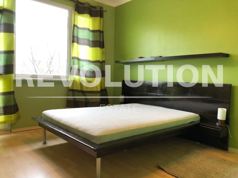 Тристаен апартамент  в гр.Варна, Левски!