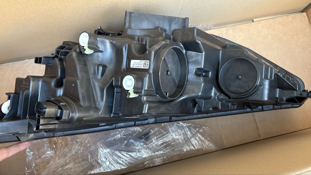 Far dreapta Ford transit custom 2023-2024 Nou