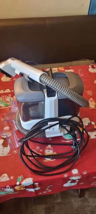 Aspirator cu spalare