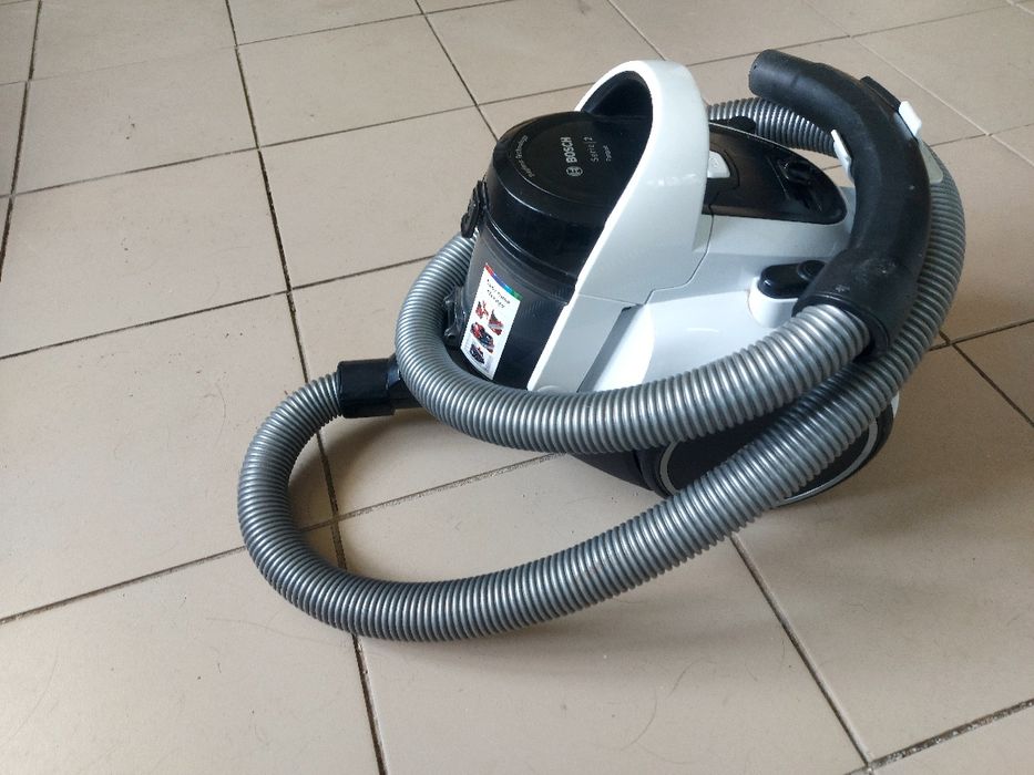 Пылесос Bosche Serie 2