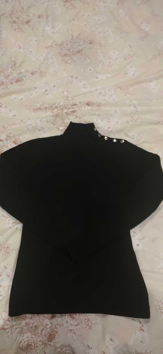 Дамски блузи подходящи за сезона