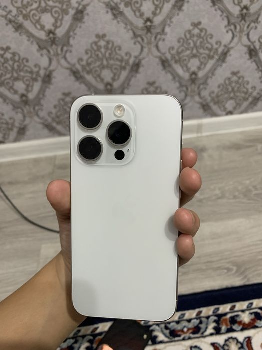 iPhone 15 Pro White 256gb