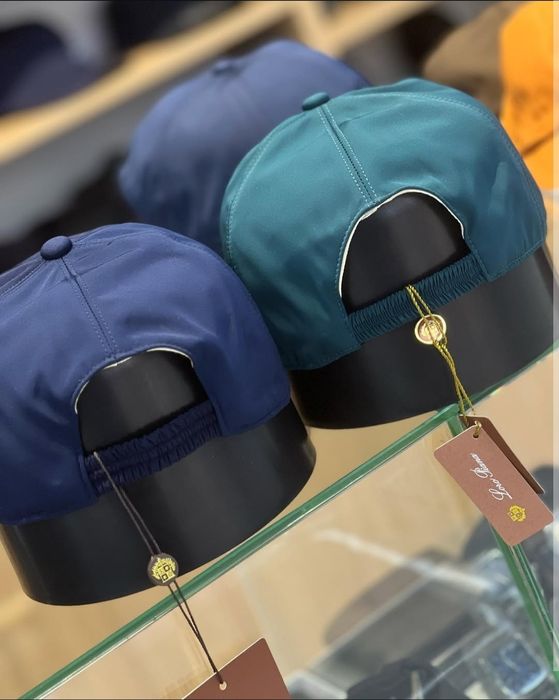 Loro Piana Кепки