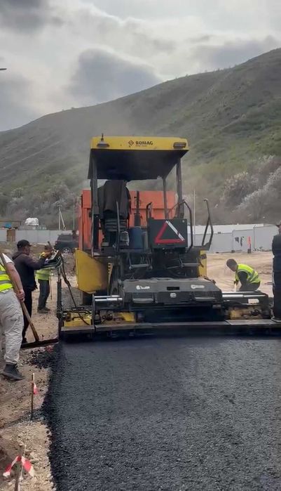 Аренда асфальтоукладчика, асфальтоукладчик