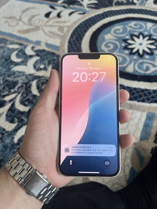 Продам Iphone 13
