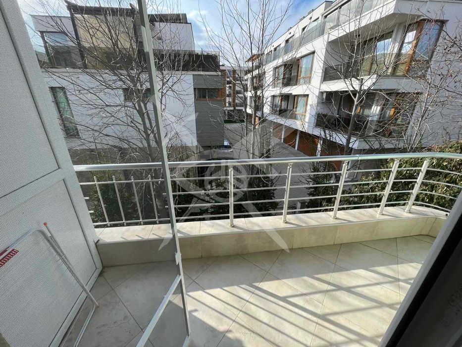 Продава се Едностаен апартамент в Бургас, Сарафово - 34 кв.м за 1912 €/кв.м - Снимка #3