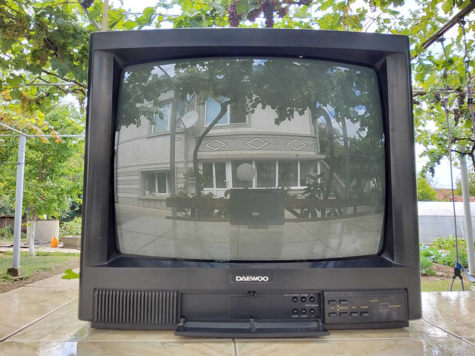 2 телевизора марки Temp и Daewoo 20"