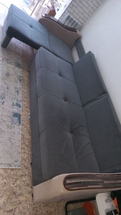 Продам б/у диван