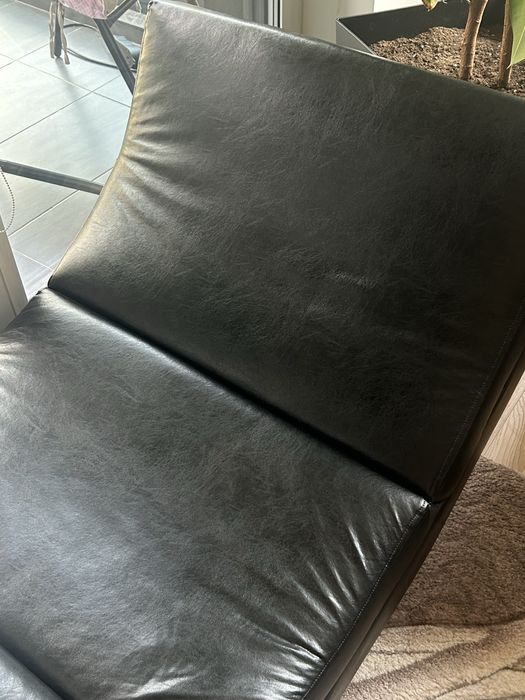 Кожена дизайнерска лежанка