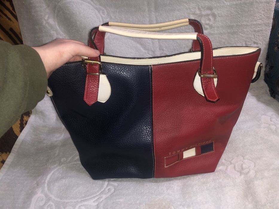 Geantă de piele toomy hilfiger