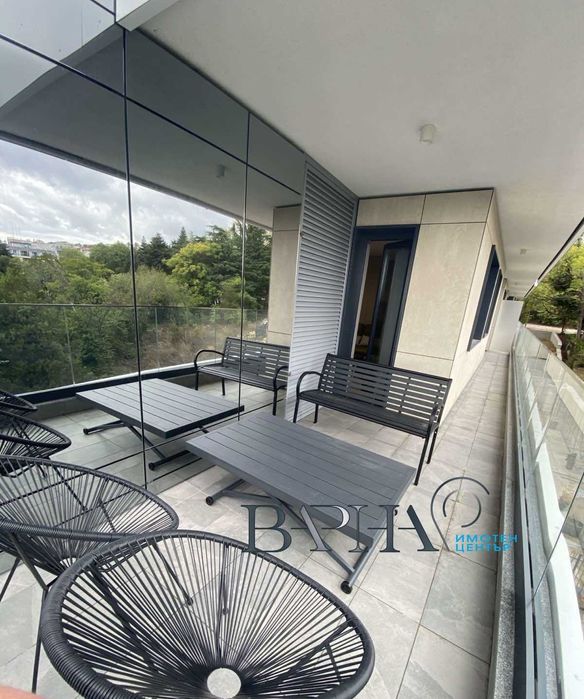 Дава се под наем Тристаен апартамент в Варна, Бриз - 107 кв.м за 1438 € - Снимка #10