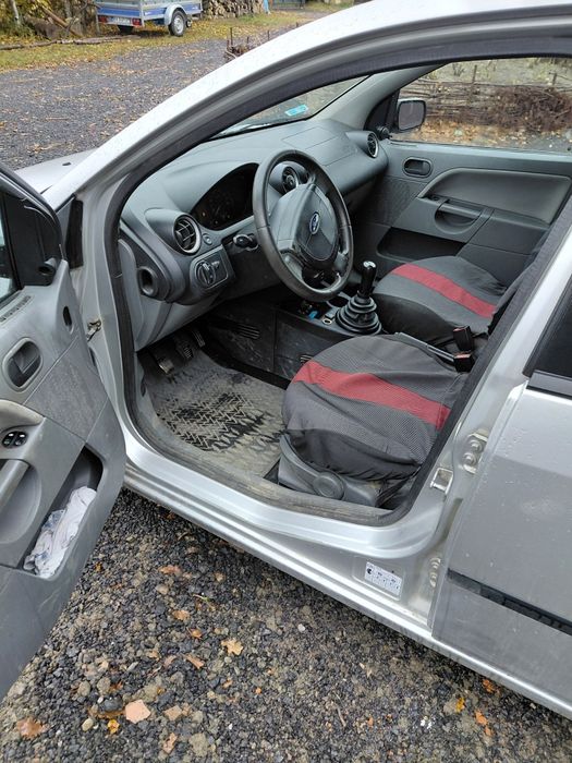 De vanzare Ford Fiesta benzina si gpl