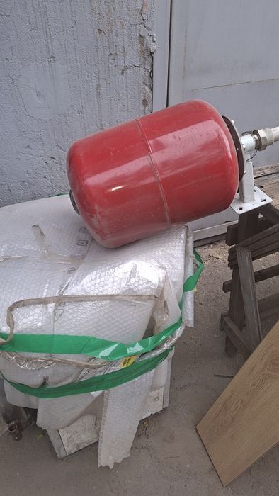Продам газовый котёл  б/у