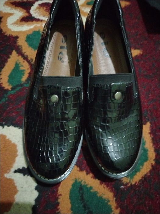 Обувь женский состоянияси янги