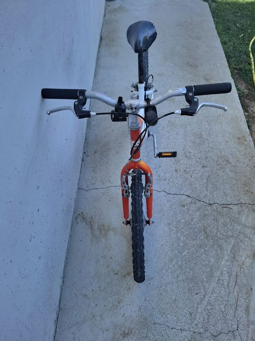 Bicicleta copii 6-8 ani