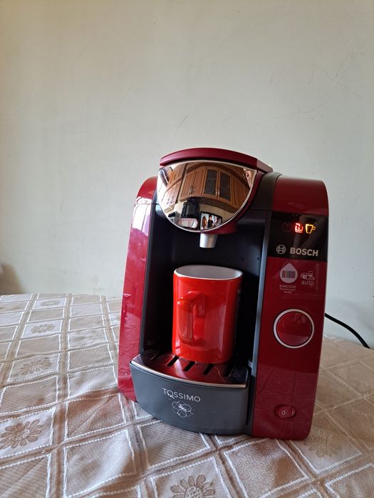Еспресо кафе машина BOSCH с капсули.1,4 литра