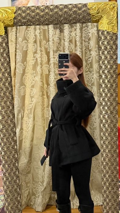 Продам укороченное пальто !!