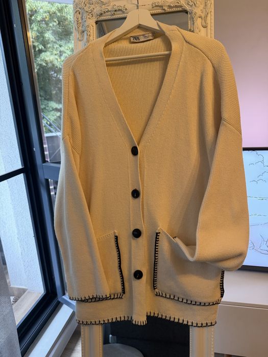 Якета и жилетка на марките Zara и Mango