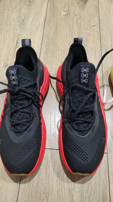 UNDER  ARMOUR  2 броя нови