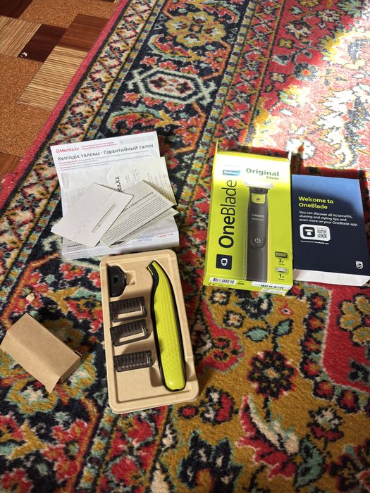 Триммер Philips OneBlade продам срочно