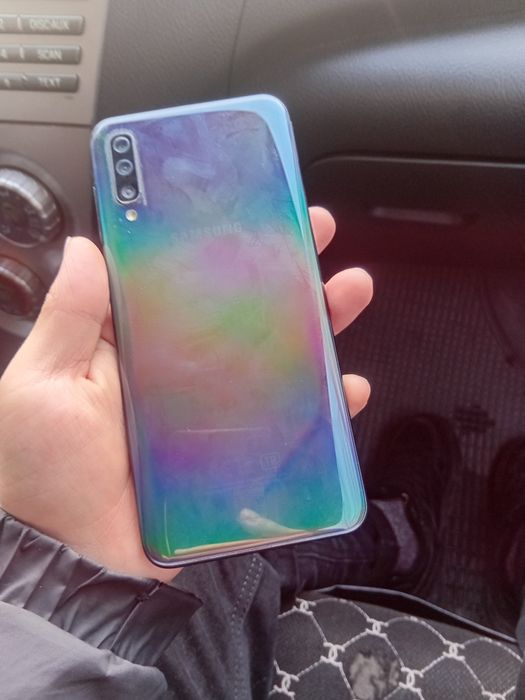 Продам Самсунг А50