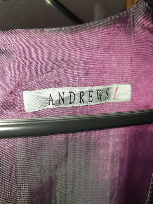 Рокля Андрюс в перфектно състояние с риза към нея