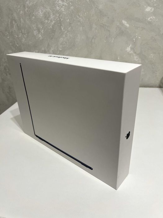 Macbook air 13 m4 новый