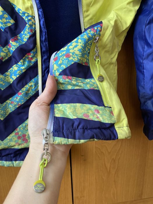 Ветровка на девочку