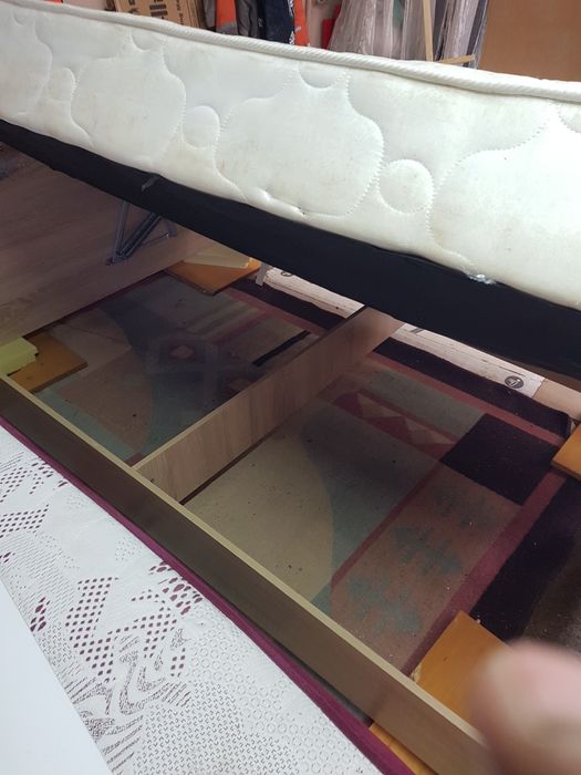 Легло с размери 1.90 на1.20