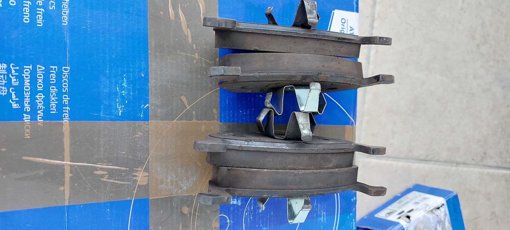 Продавам предни спирачни дискове АТЕ 280mm