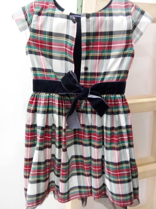 Рокля за момиче на  5 г. - 25 лв.