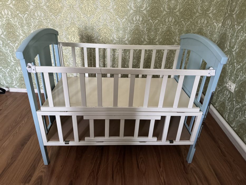 Манеж в идеальном состоянии