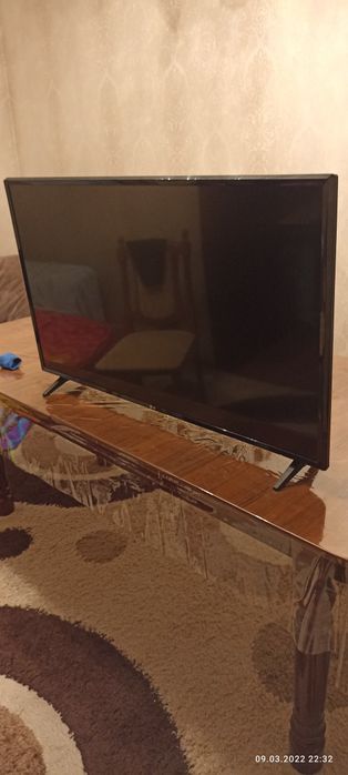 телевизор LJ оригинал хорошем состоянии.