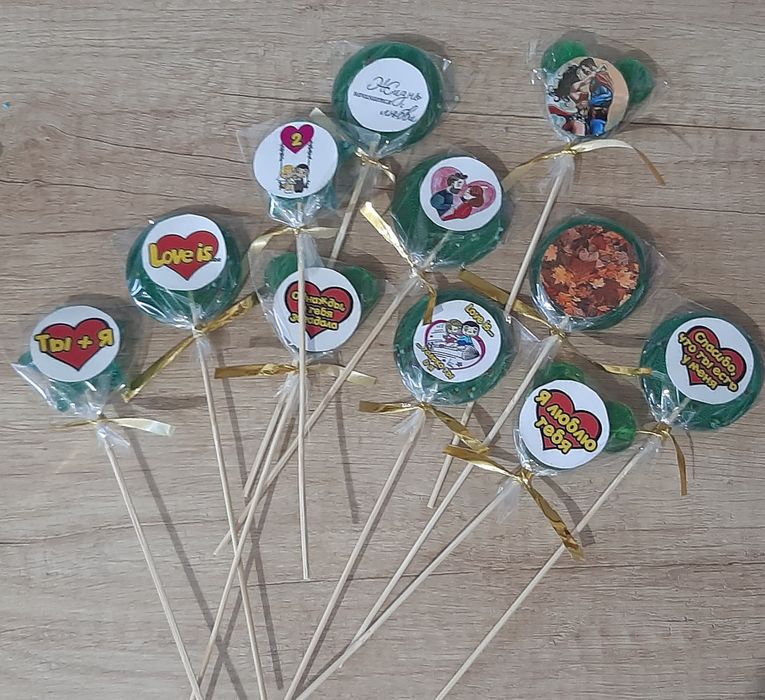 Леденцы на палочке