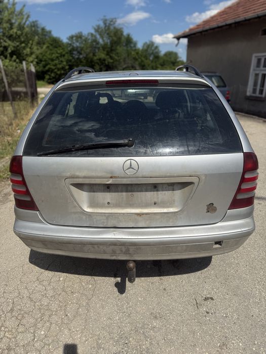 Мерцедес Ц-класа 220цди 143кс на части/Mercedes C-class 2,2cdi 143ks na chasti